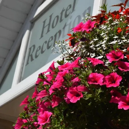 West Lynn Serviced Apartments Spacious & Free Parking-2